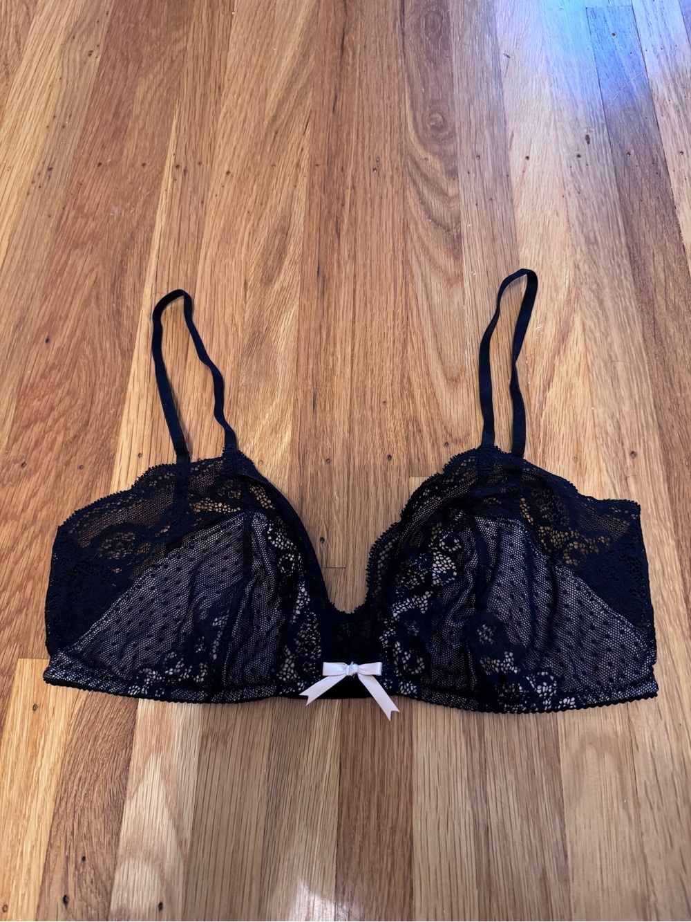 Eberjey Black Lace Bralette w/Pink lining